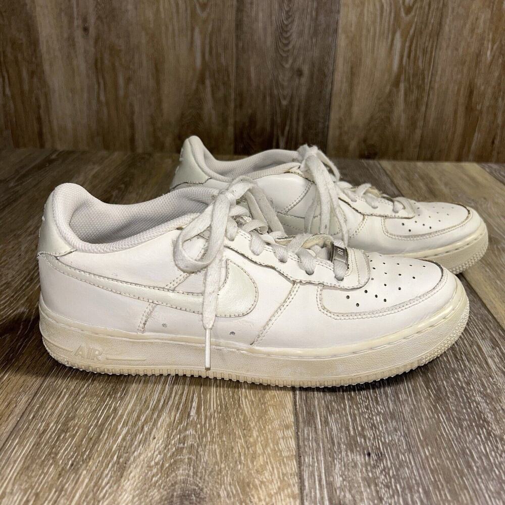 Nike Air Force 1 Low Triple White Youth US Size 7Y AF1 324192-117 Sneaker Shoes